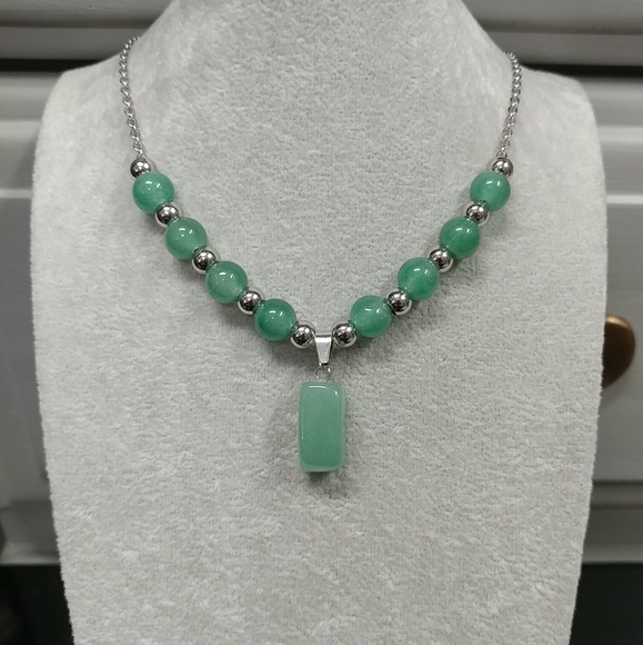 Green Aventurine Necklace Natural Gemstone Crystal Pendant Stainless-Steel Chain - Picture 3 of 15